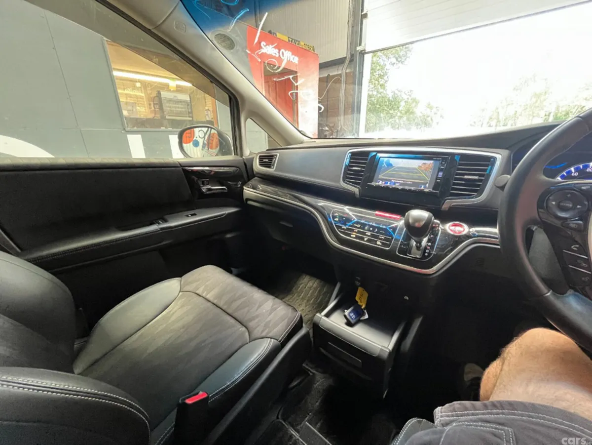 Honda Odyssey SUV, Petrol Hybrid, 2019, Black