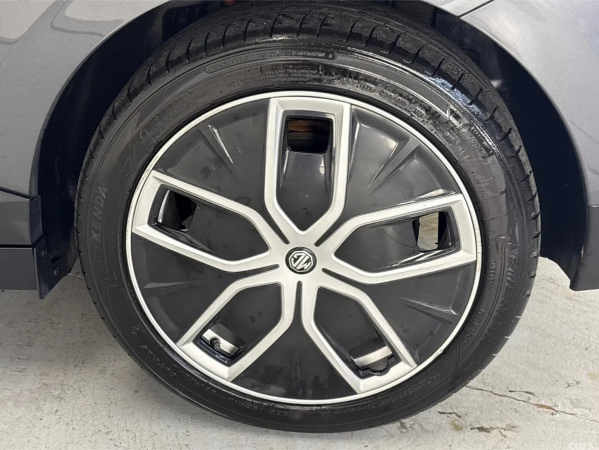 MG 4 Hatchback, Electric, 2024, Grey