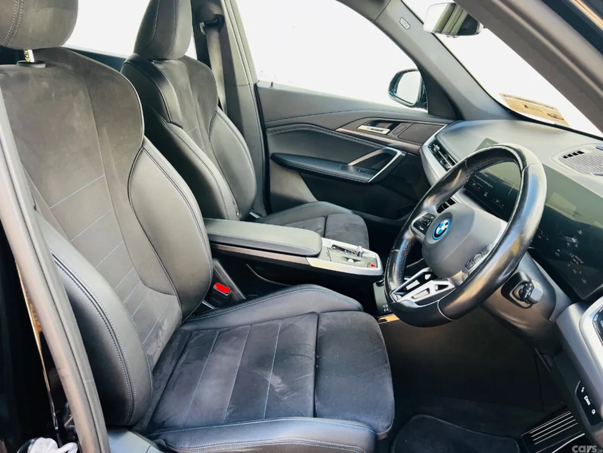BMW iX1 Estate, Electric, 2023, Black