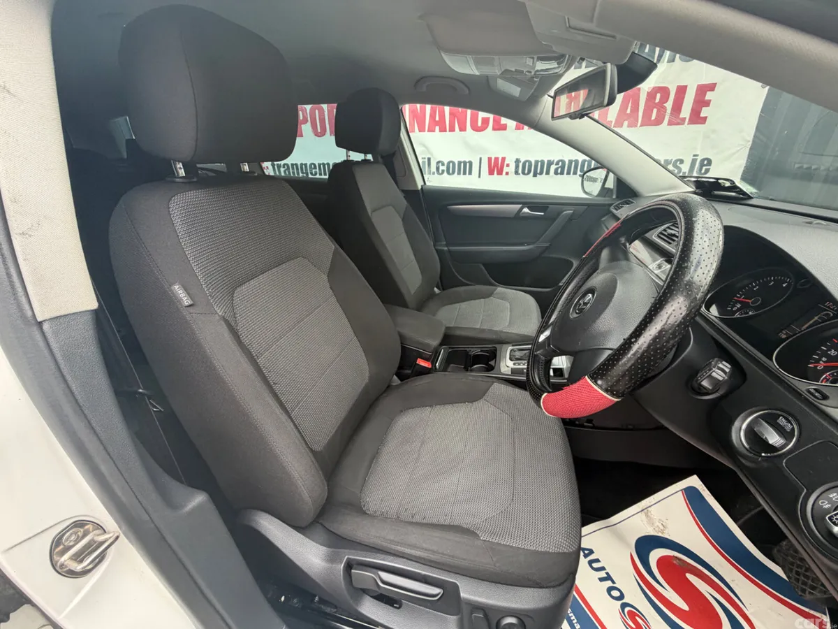 Volkswagen Passat Estate, Petrol, 2013, White