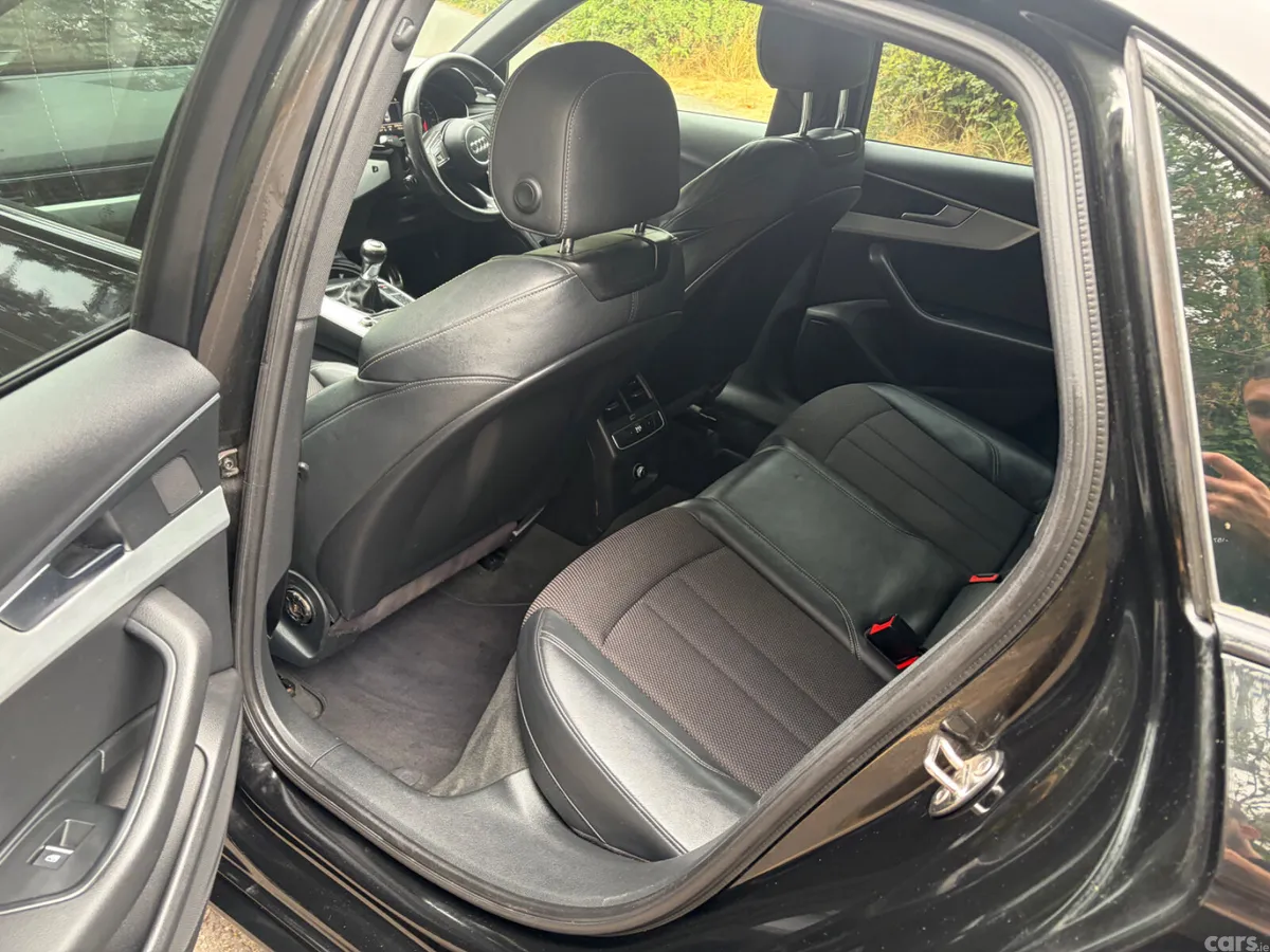 Audi A4 Saloon, Diesel, 2017, Black