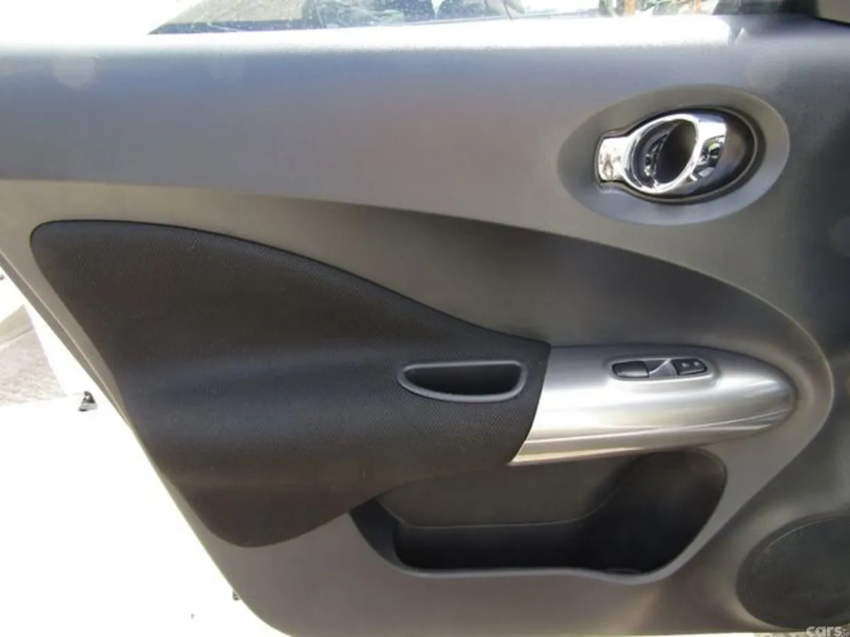 Nissan Juke MPV, Petrol, 2015, White
