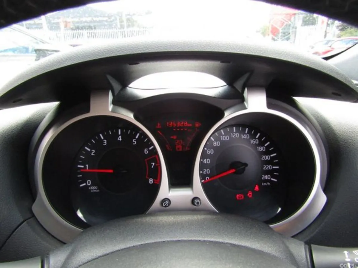 Nissan Juke MPV, Petrol, 2015, White