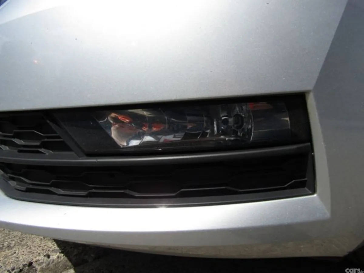 Skoda Octavia Saloon, Diesel, 2020, Grey