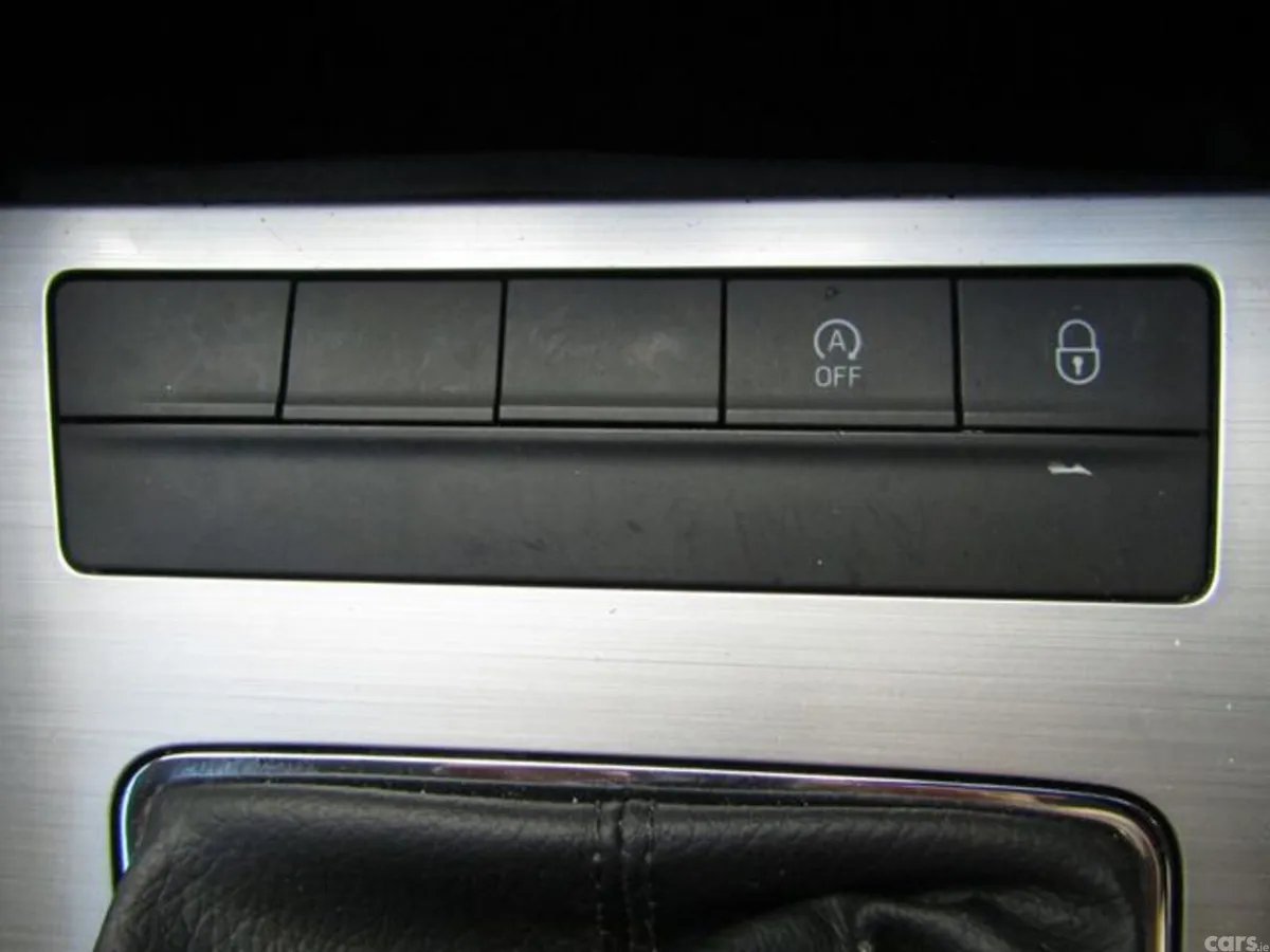 Skoda Octavia Saloon, Diesel, 2020, Grey