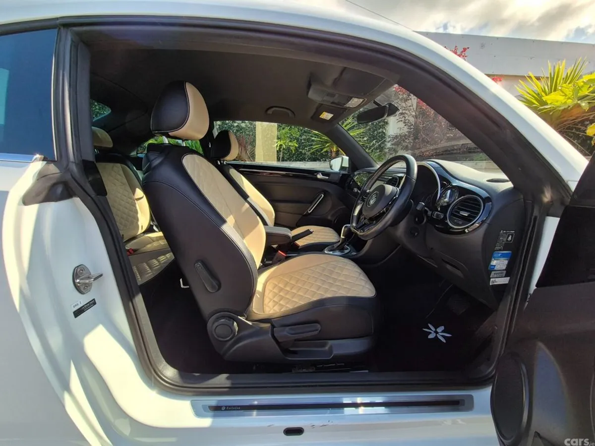 Volkswagen Beetle Hatchback, Petrol, 2018, White