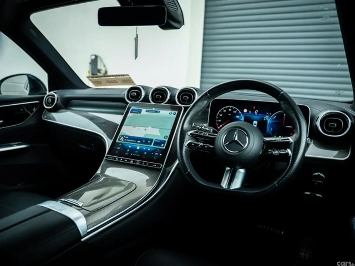 Mercedes-Benz GLC SUV, Diesel Hybrid, 2023, Blue