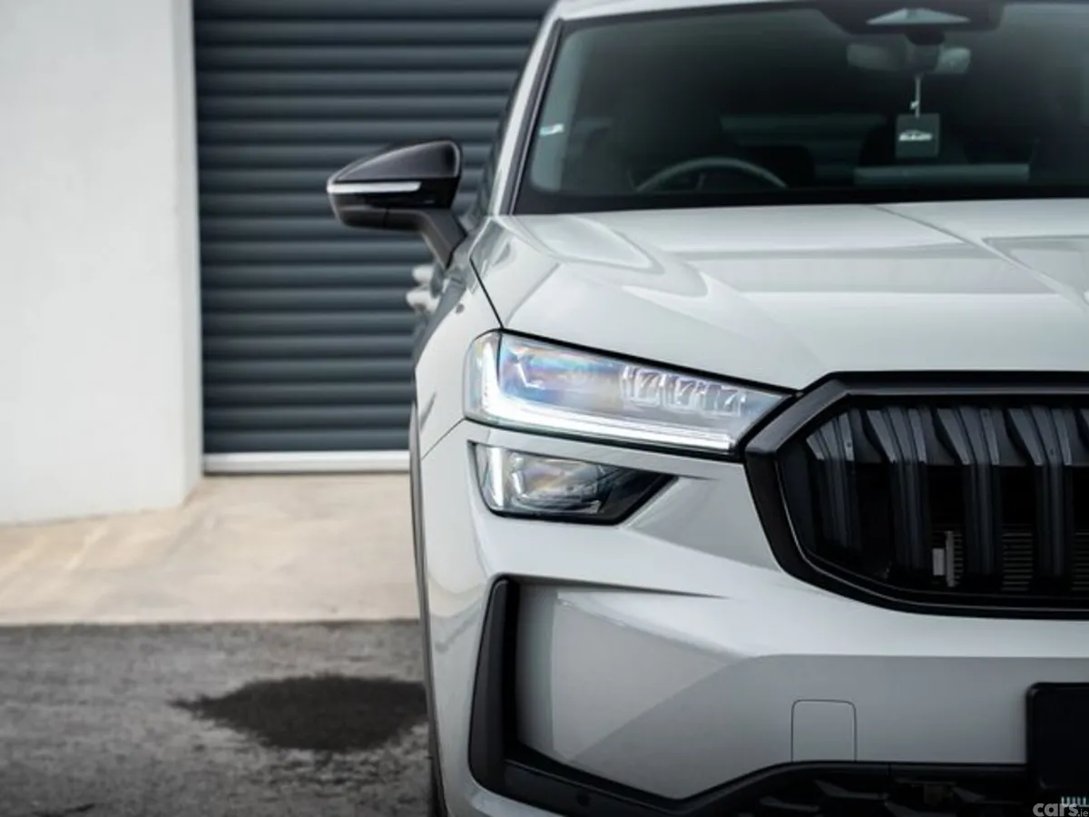 Skoda Kodiaq Estate, Petrol Hybrid, 2026, Grey