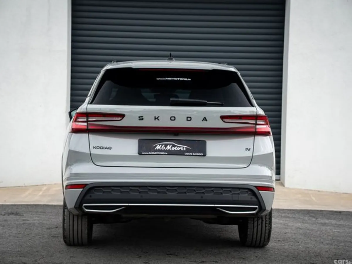 Skoda Kodiaq Estate, Petrol Hybrid, 2026, Grey