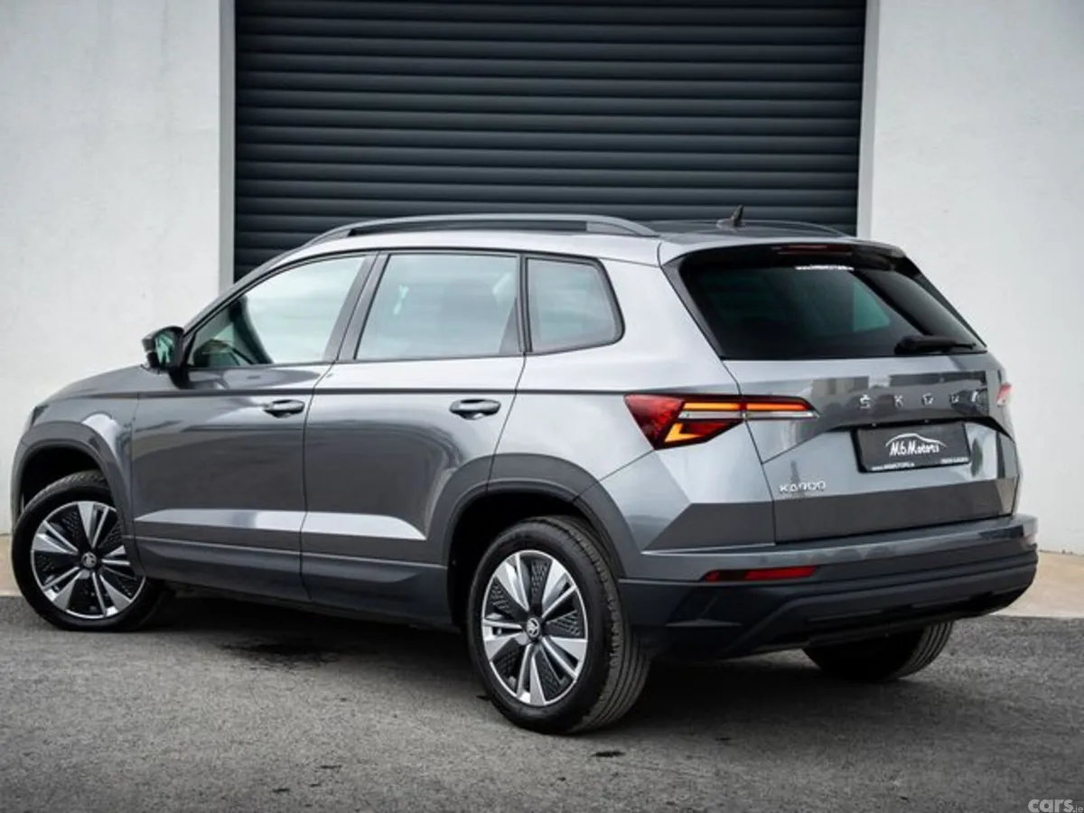Skoda Karoq SUV, Diesel, 2023, Grey