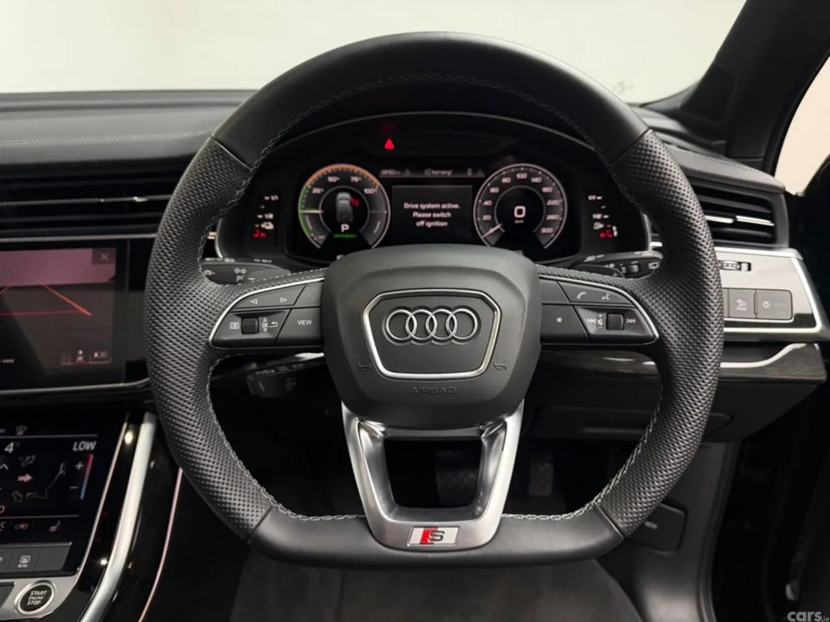 Audi Q7 SUV, Petrol Plug-in Hybrid, 2025, Black