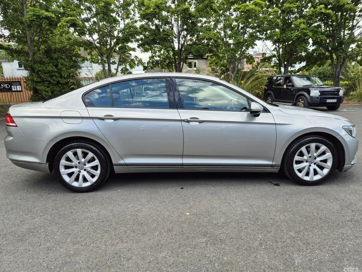 Volkswagen Passat Saloon, Diesel, 2015, Silver