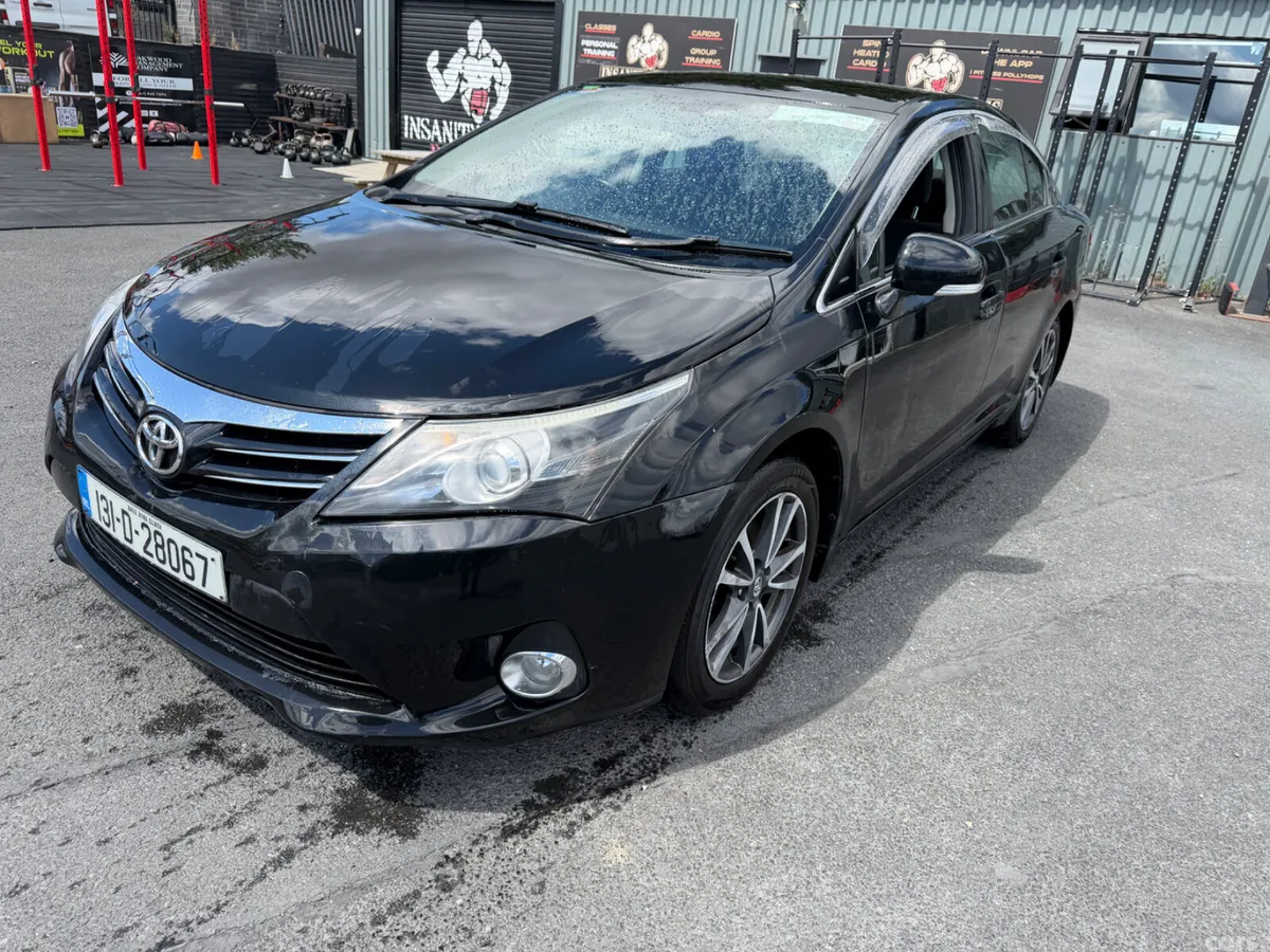 Toyota Avensis Saloon, Diesel, 2013, Black