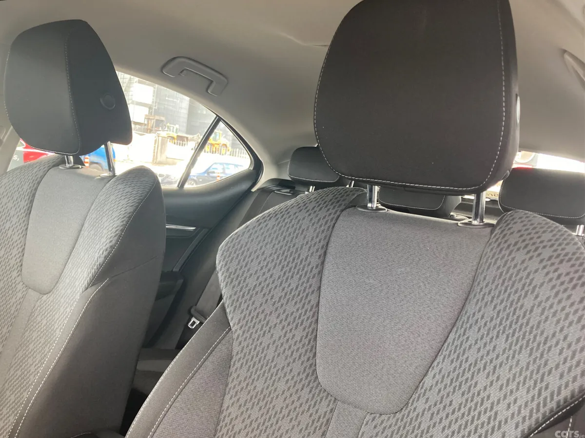 Skoda Octavia Saloon, Diesel, 2021, Black