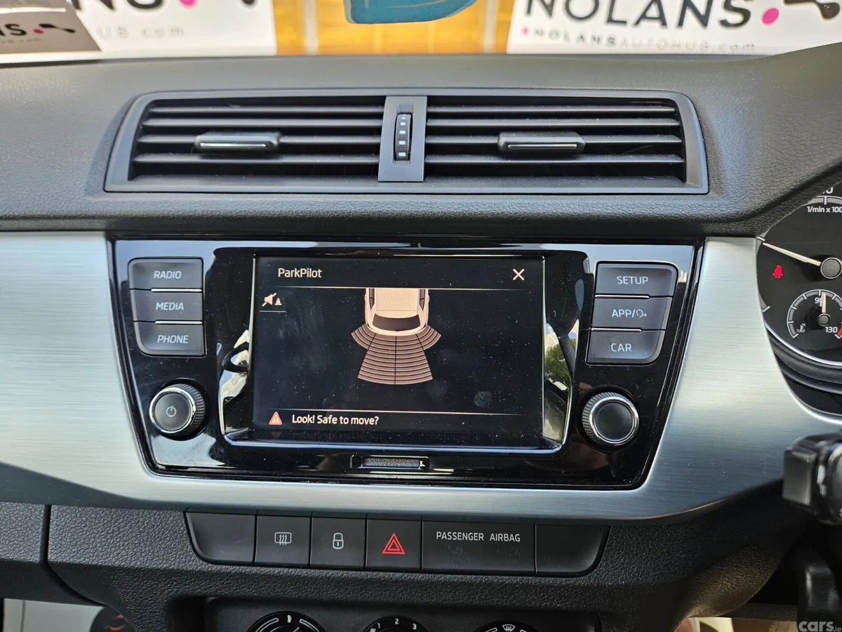 Skoda Fabia Hatchback, Petrol, 2019, Red