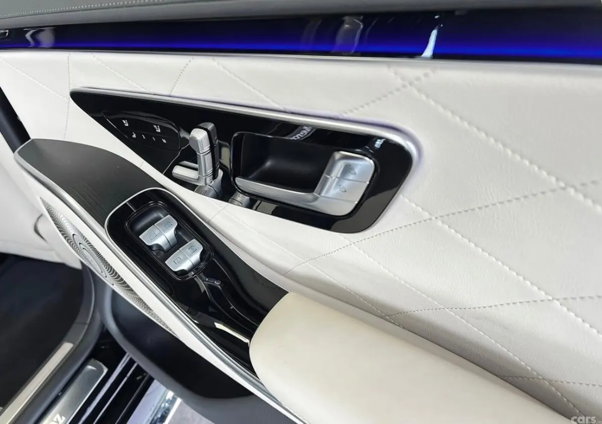 Mercedes-Benz S-Class Saloon, Petrol Plug-in Hybrid, 2025, Black