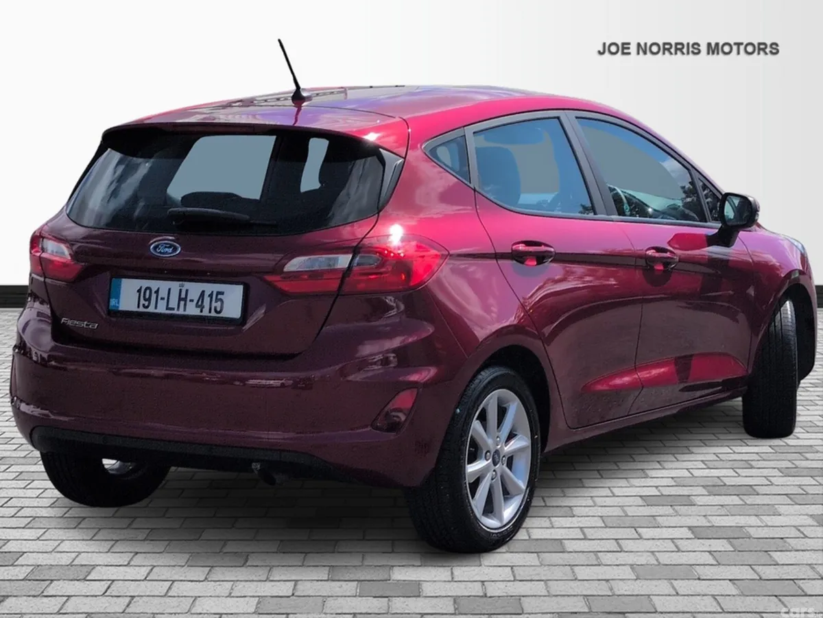 Ford Fiesta Hatchback, Petrol, 2019, Red