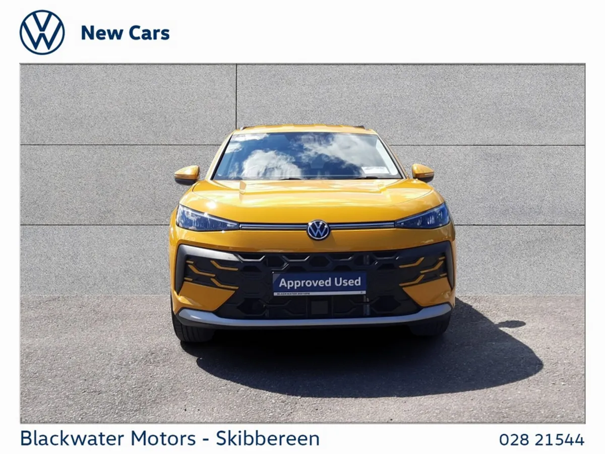 Volkswagen T-Roc SUV, Petrol, 2026, Yellow