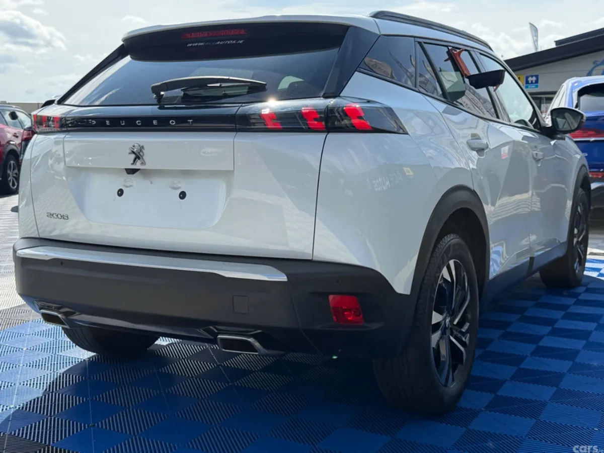 Peugeot 2008 SUV, Petrol, 2021, White