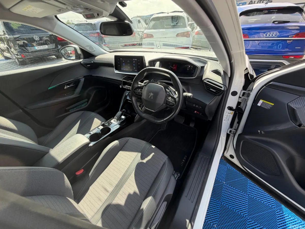 Peugeot 2008 SUV, Petrol, 2021, White