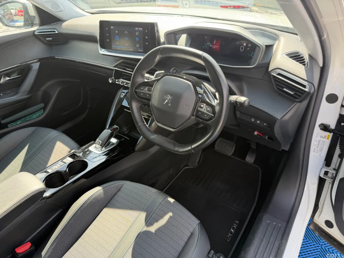 Peugeot 2008 SUV, Petrol, 2021, White