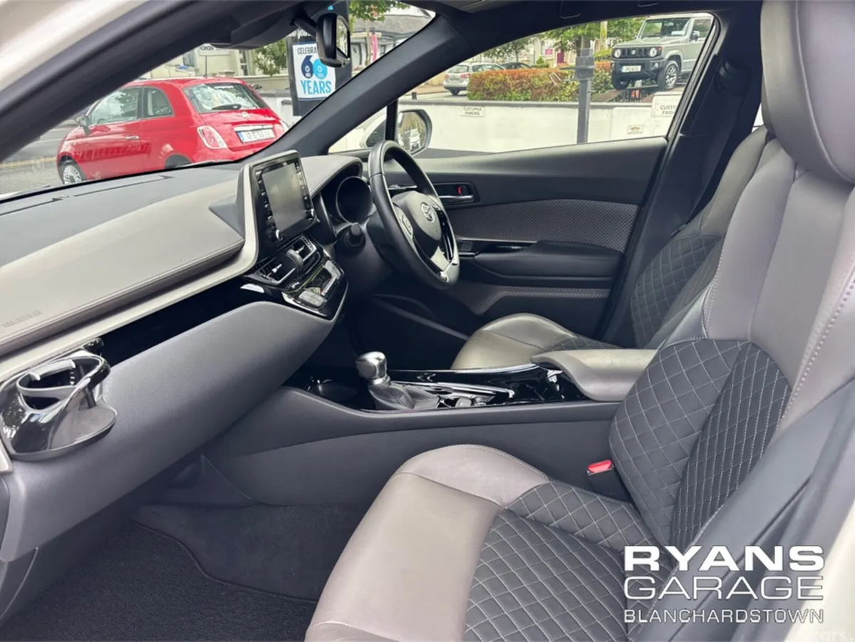 Toyota C-HR Hatchback, Petrol Hybrid, 2020, White