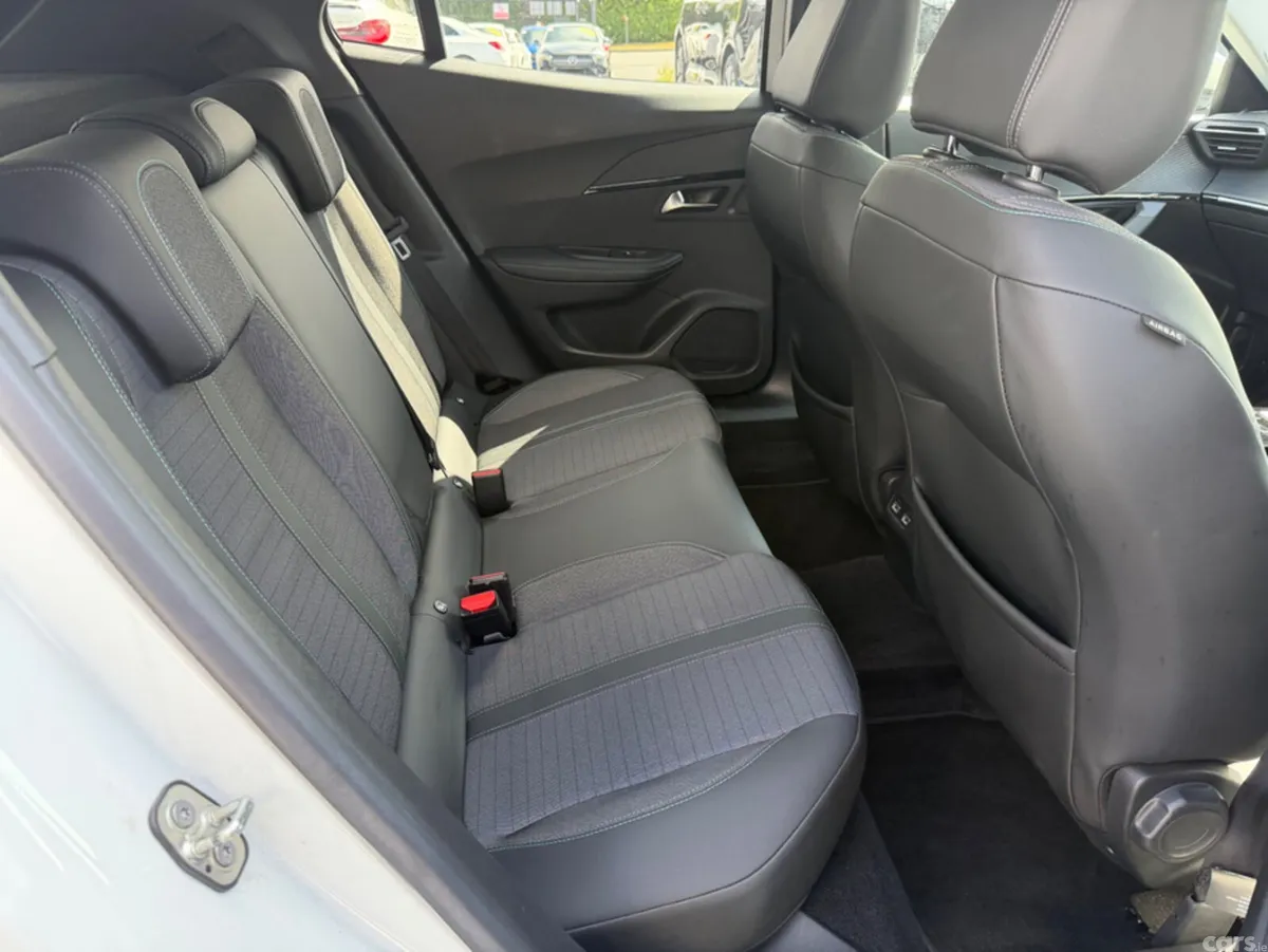 Peugeot 2008 SUV, Petrol, 2021, White