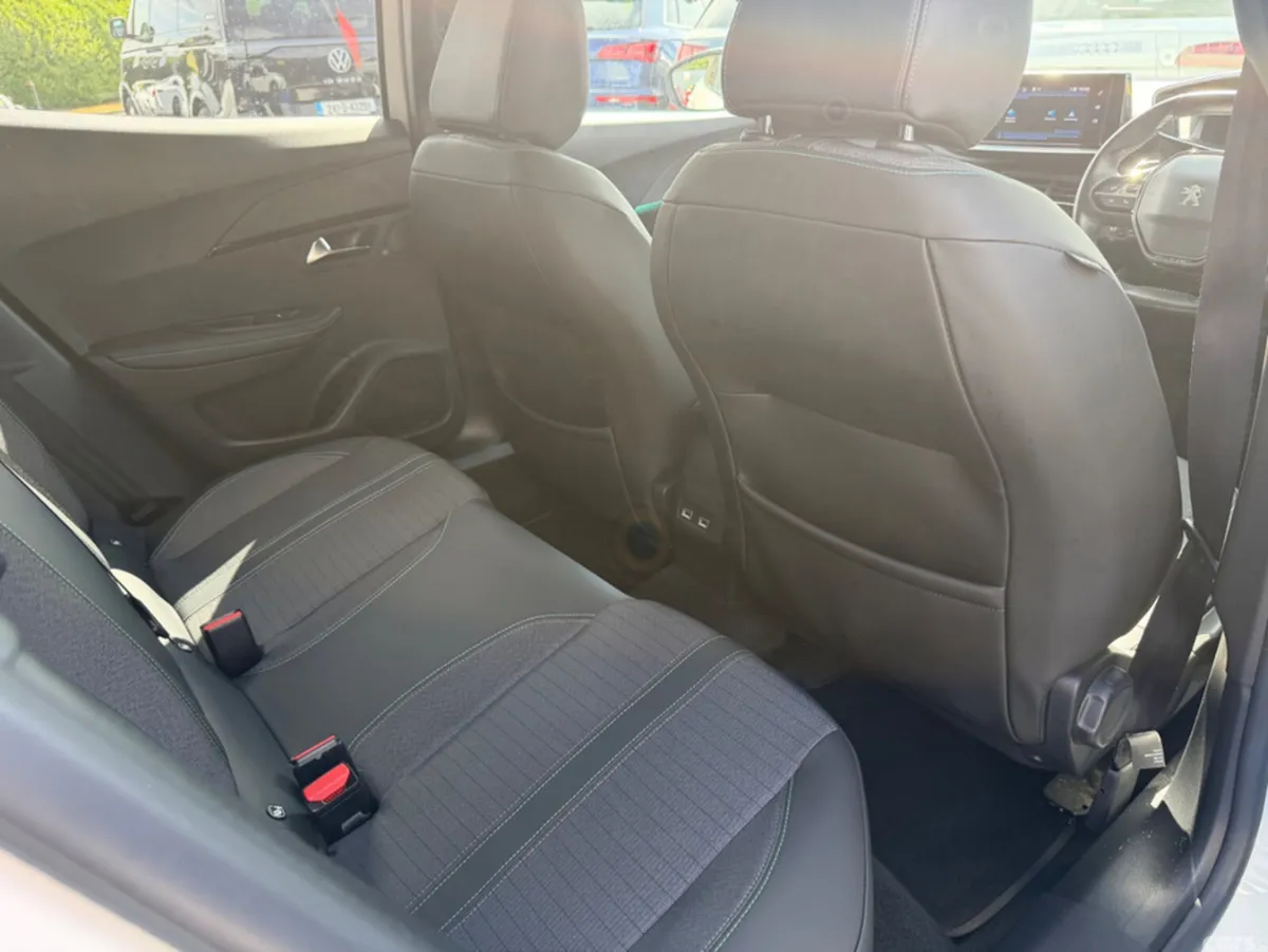 Peugeot 2008 SUV, Petrol, 2021, White