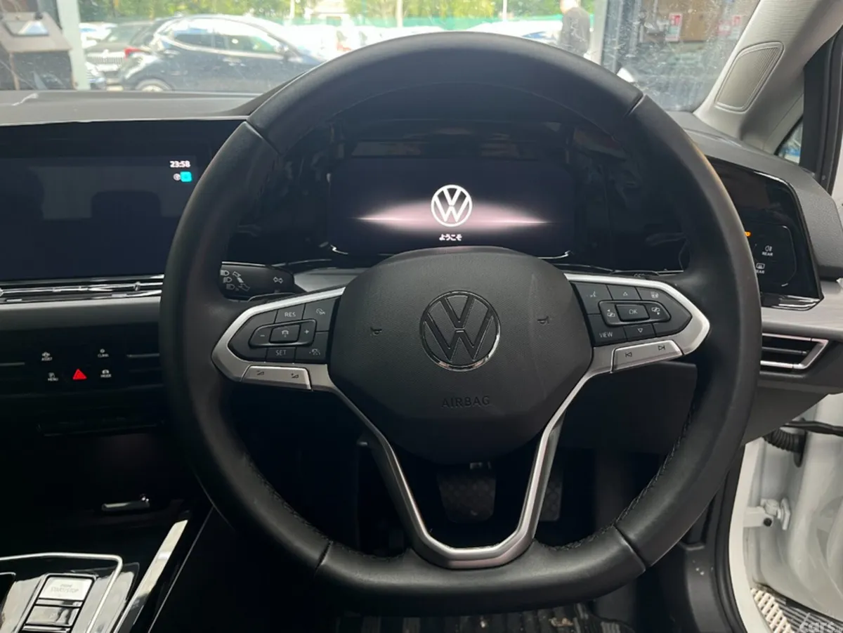 Volkswagen Golf Hatchback, Diesel, 2023, Blue