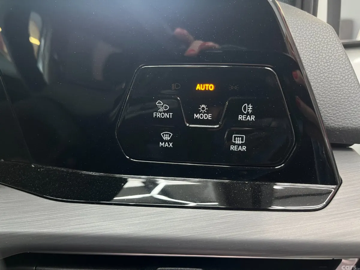 Volkswagen Golf Hatchback, Diesel, 2023, Blue