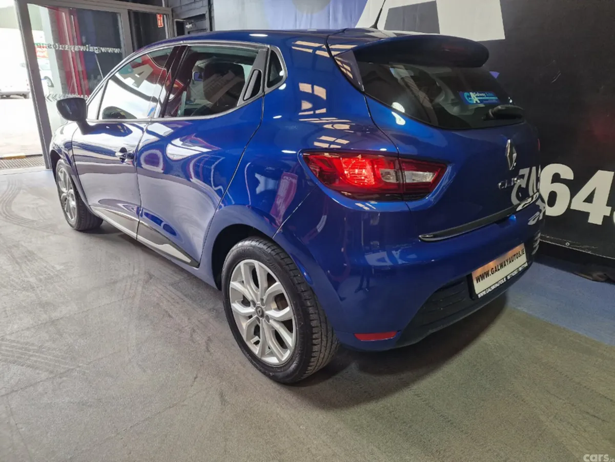 Renault Clio Hatchback, Petrol, 2018, Blue