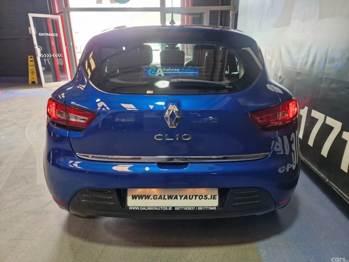 Renault Clio Hatchback, Petrol, 2018, Blue