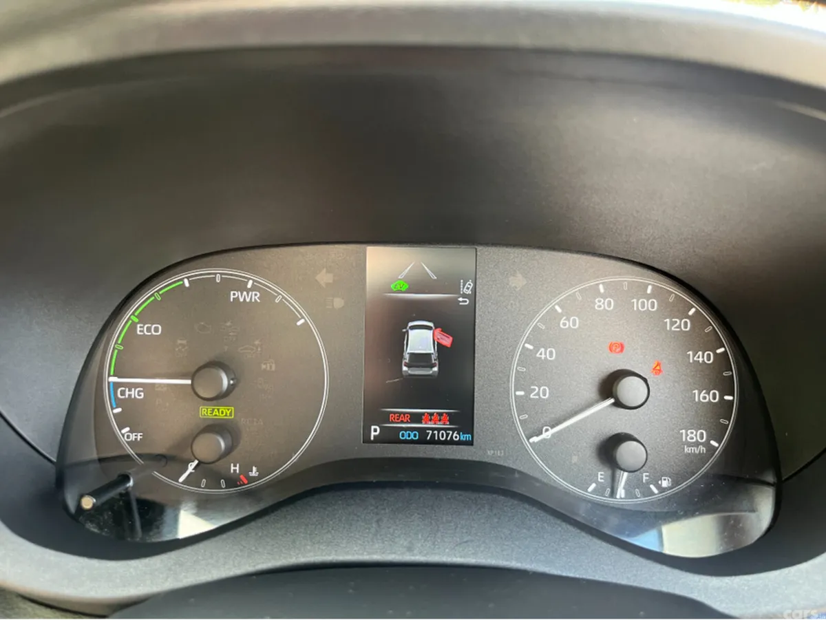 Toyota Yaris Hatchback, Petrol Hybrid, 2022, Silver