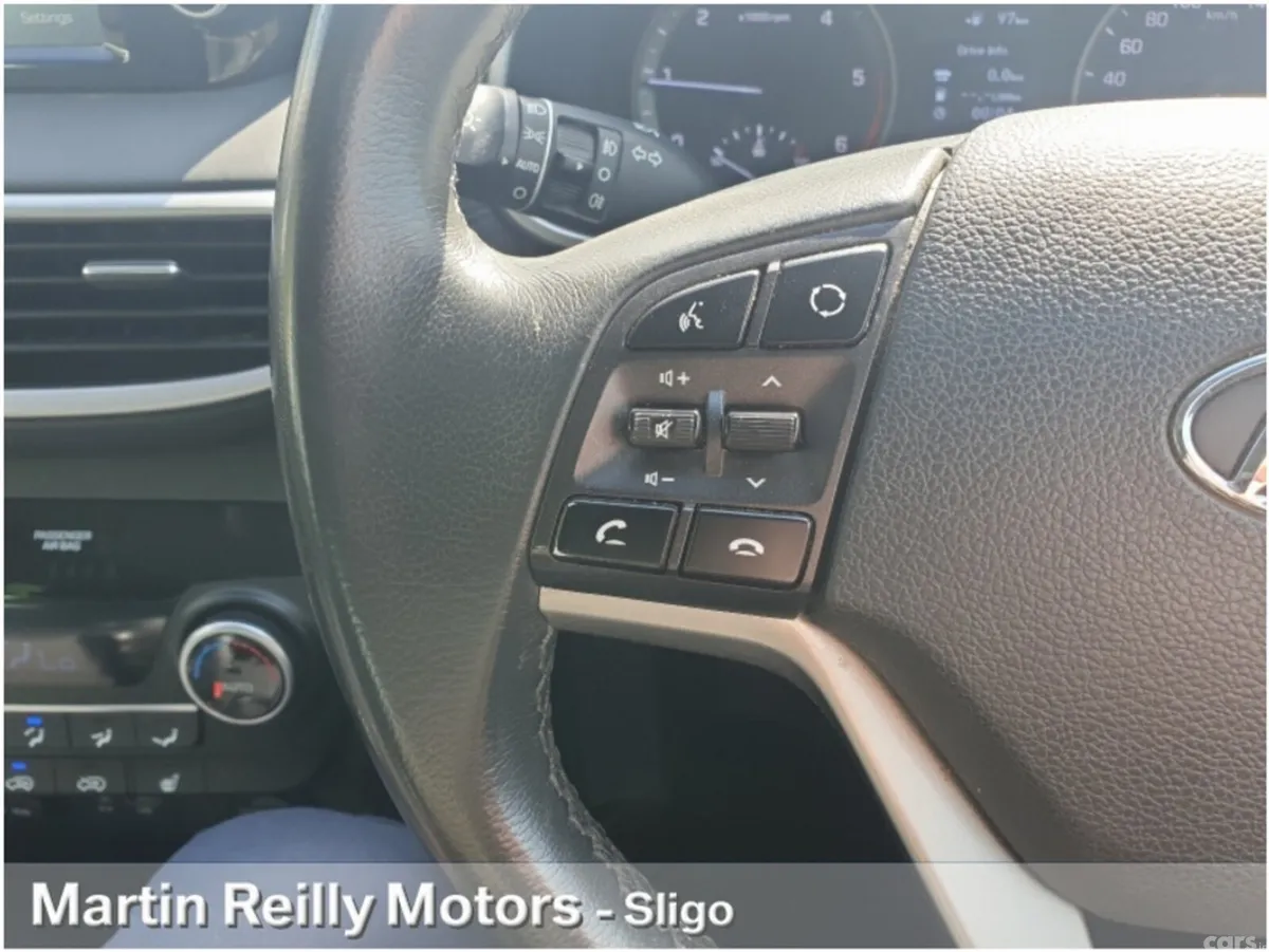 Hyundai Tucson MPV, Diesel, 2019, Brown