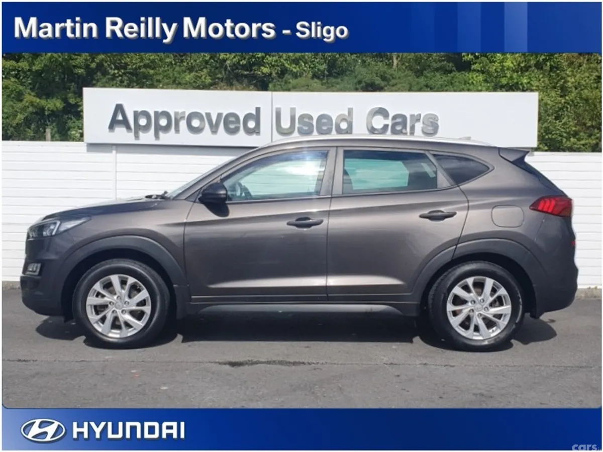 Hyundai Tucson MPV, Diesel, 2019, Brown