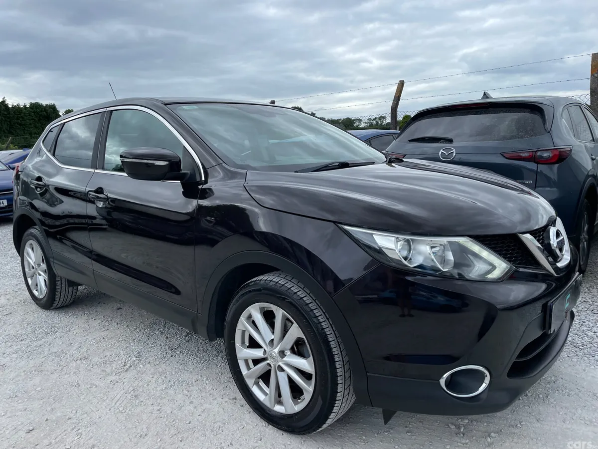 Nissan Qashqai Hatchback, Petrol, 2014, Black