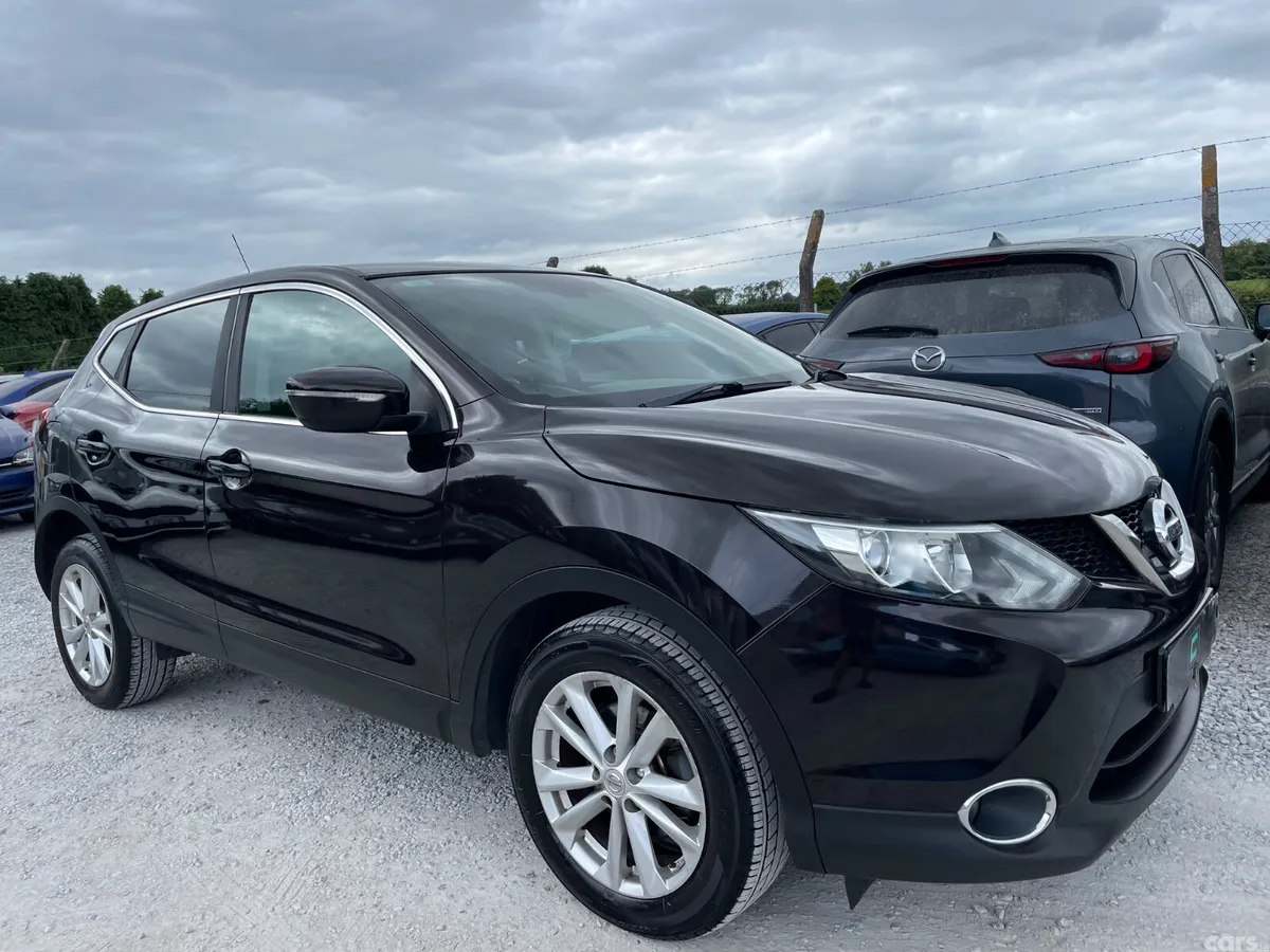 Nissan Qashqai Hatchback, Petrol, 2014, Black