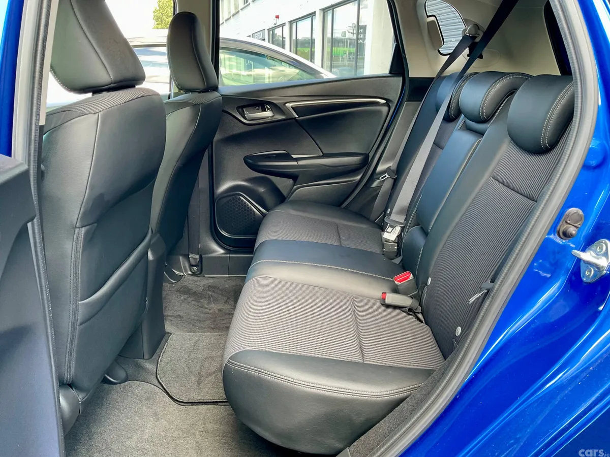 Honda Fit Hatchback, Petrol Hybrid, 2019, Blue