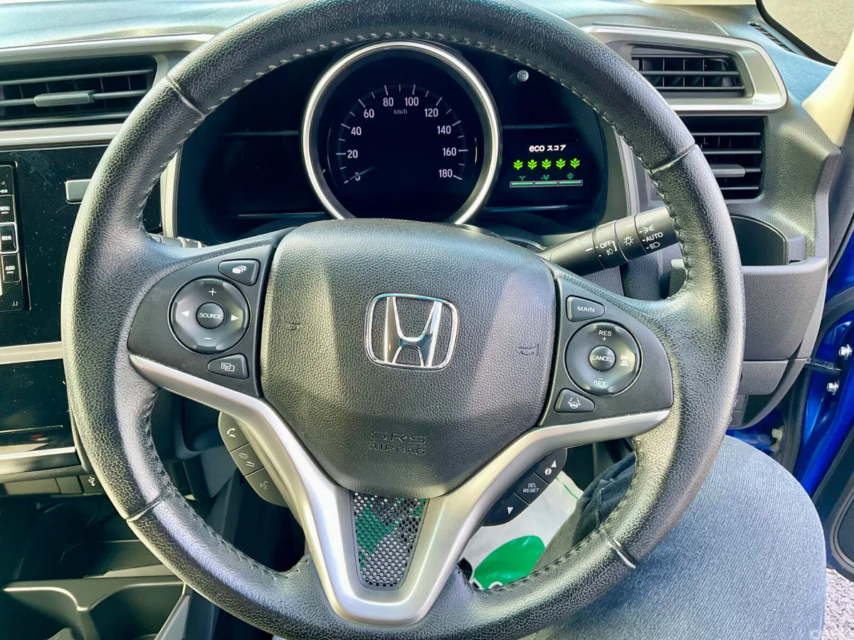 Honda Fit Hatchback, Petrol Hybrid, 2019, Blue