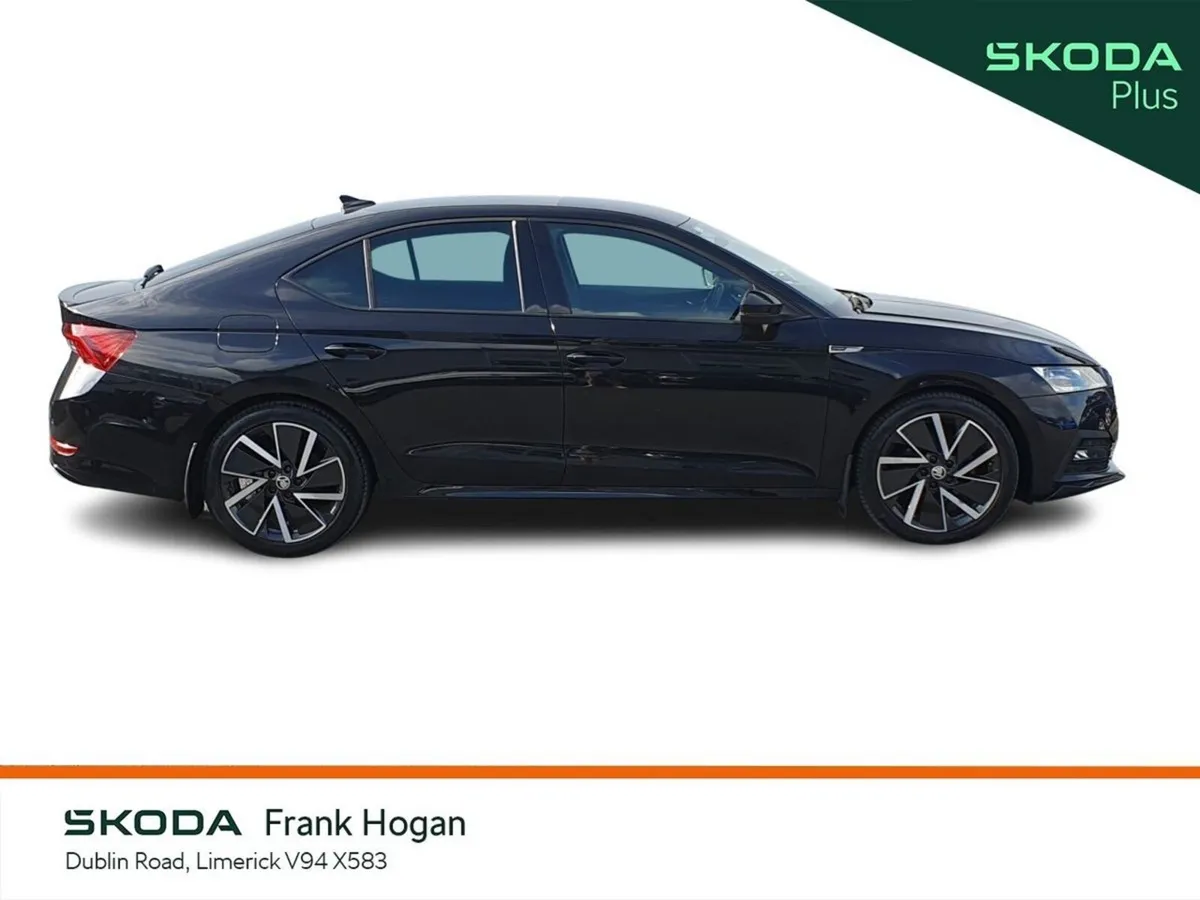 Skoda Octavia Saloon, Diesel, 2023, Black