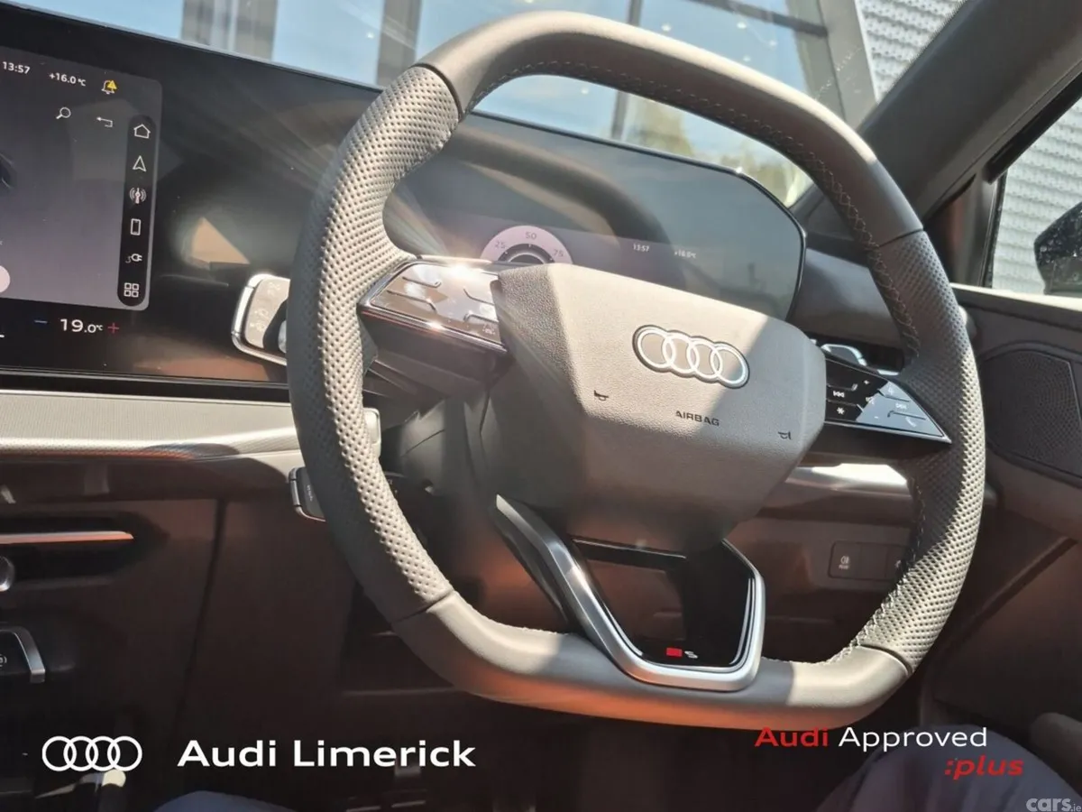 Audi Q3 SUV, Petrol Plug-in Hybrid, 2026, Black