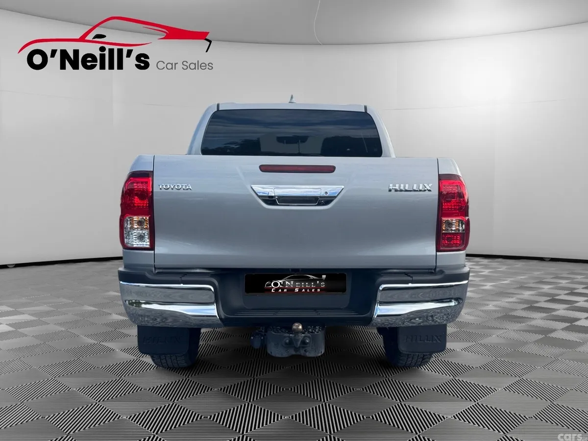 Toyota Hilux Pick Up, Diesel, 2025, Silver
