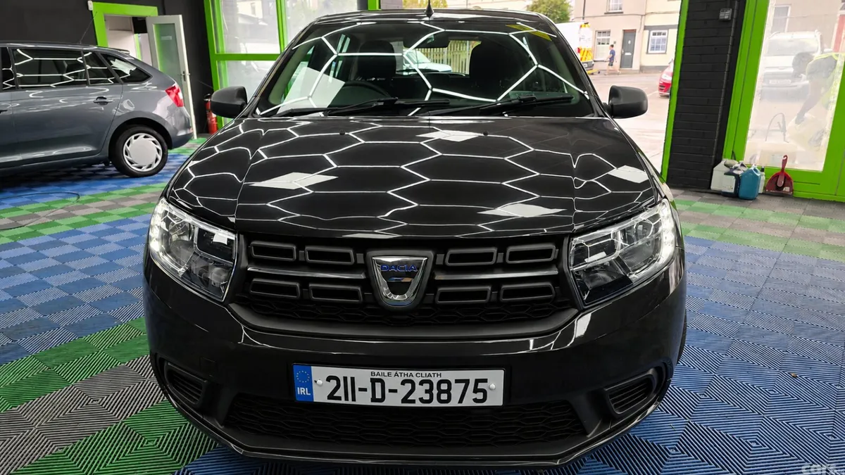 Dacia Sandero Hatchback, Petrol, 2021, Black