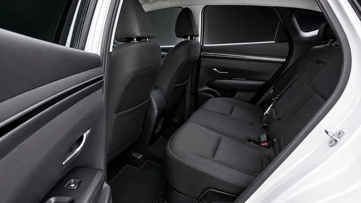 Hyundai Tucson SUV, Petrol Hybrid, 2022, White