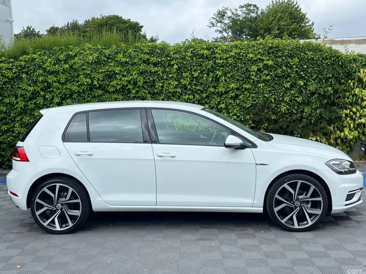 Volkswagen Golf Hatchback, Petrol, 2018, Grey