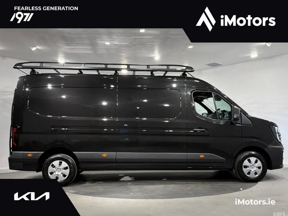 Nissan Interstar Van, Diesel, 2027, Black