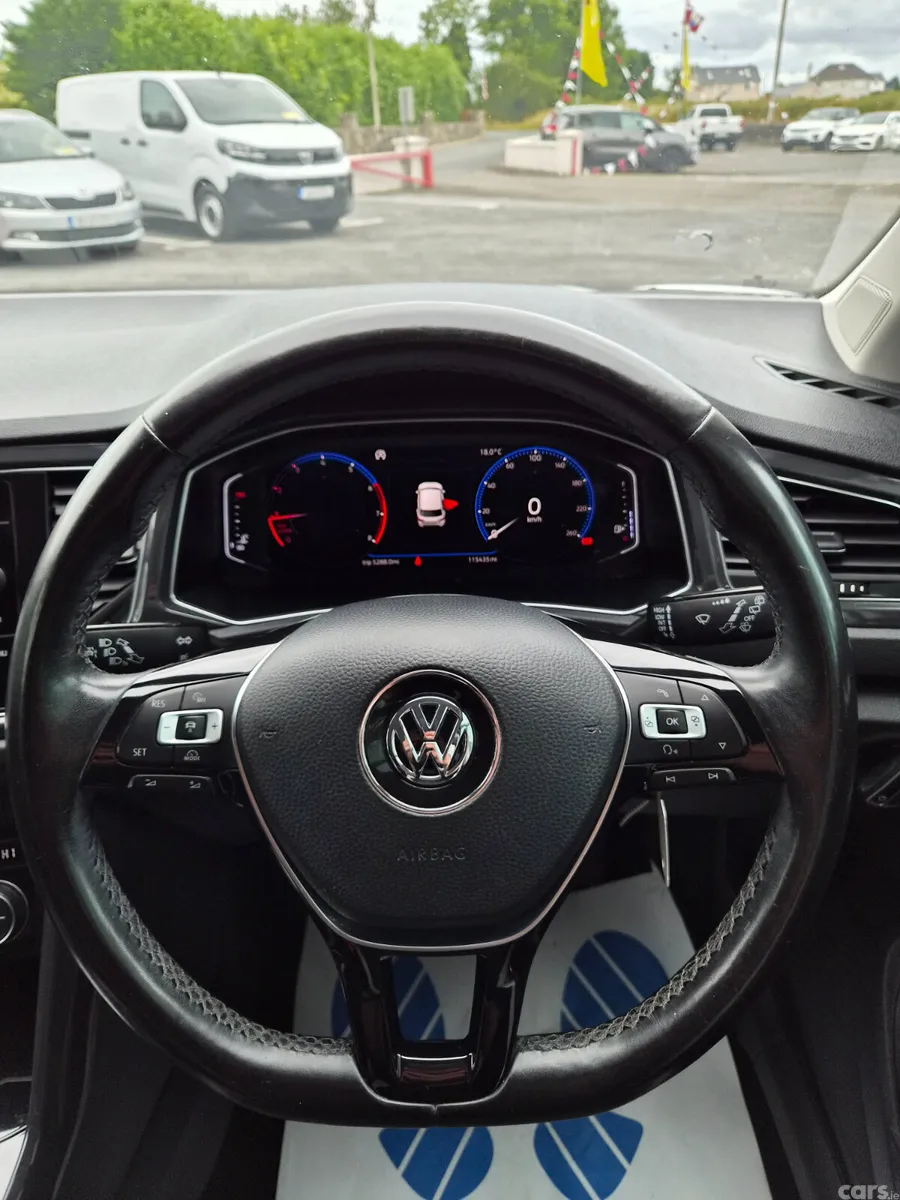 Volkswagen T-Roc SUV, Petrol, 2018, White