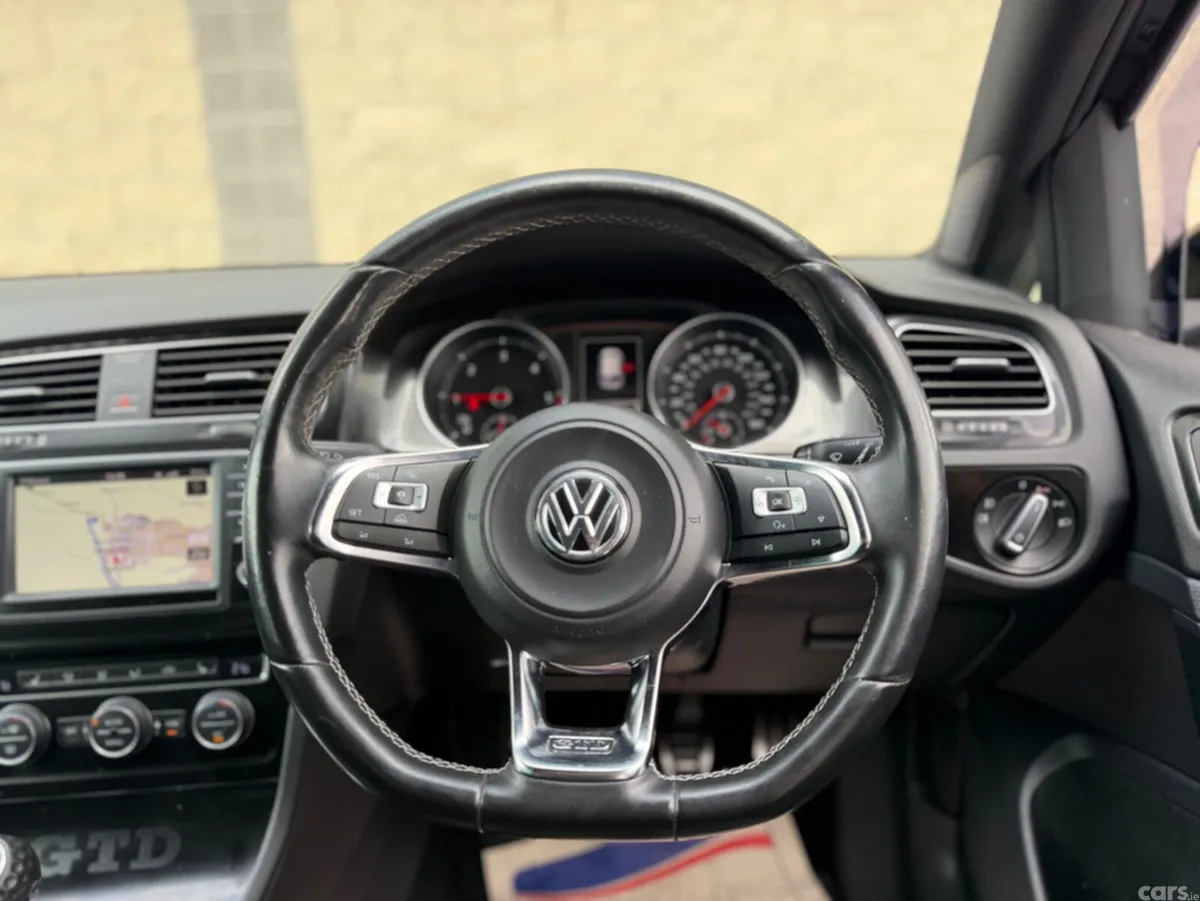 Volkswagen Golf Hatchback, Diesel, 2016, Black