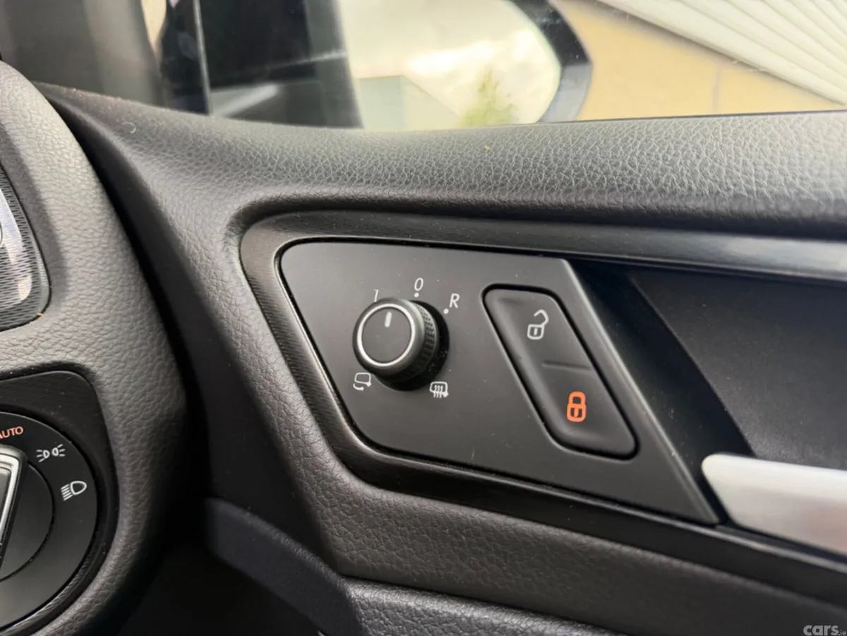 Volkswagen Golf Hatchback, Diesel, 2016, Black