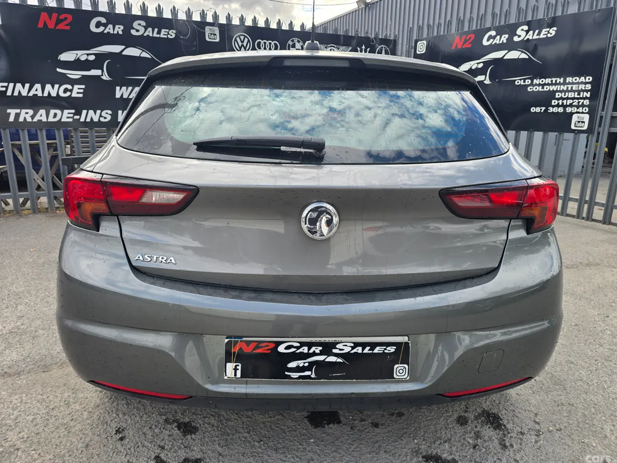 Opel Astra Hatchback, Petrol, 2017, Grey